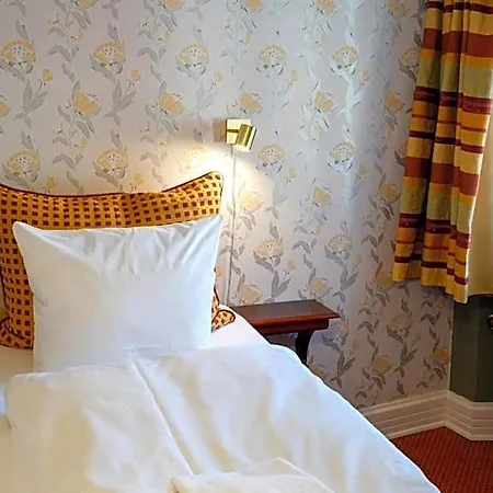 Dagmar Hotel 3*