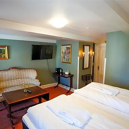Dagmar Hotel 3*